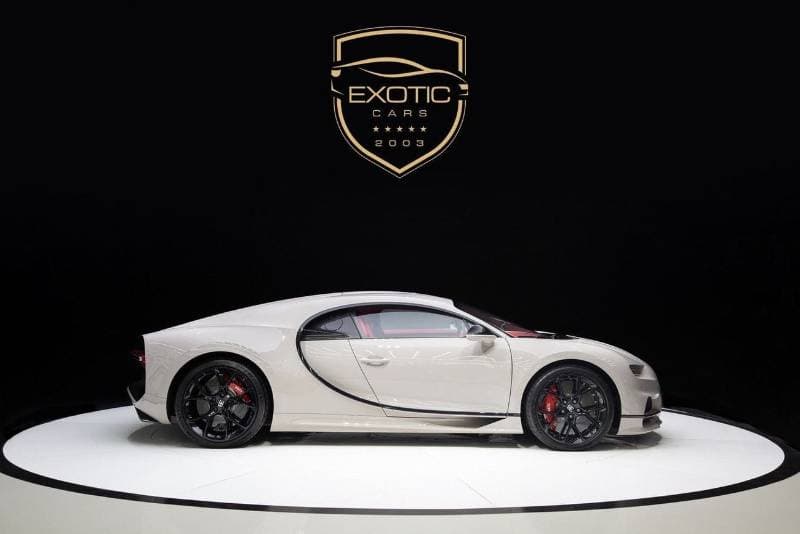2018 Bugatti Chiron CABON thumbnail 3