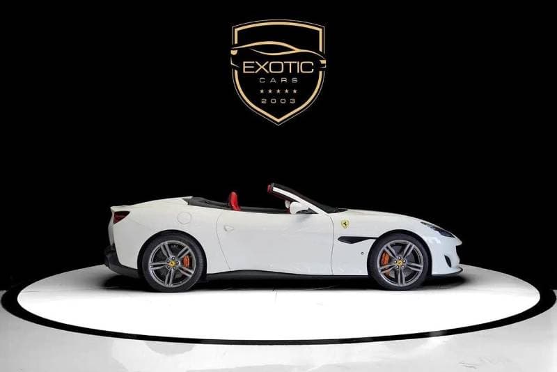 2019 Ferrari Portofino STANDARD thumbnail 4