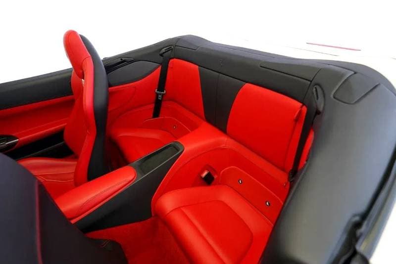 2019 Ferrari Portofino STANDARD thumbnail 6