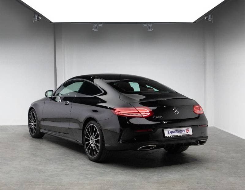 2018 Mercedes Benz C300 STANDARD thumbnail 3