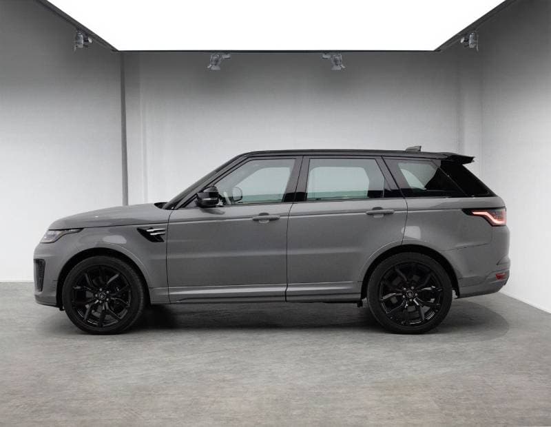 2022 Land Rover Range Rover Sport SVR thumbnail 2