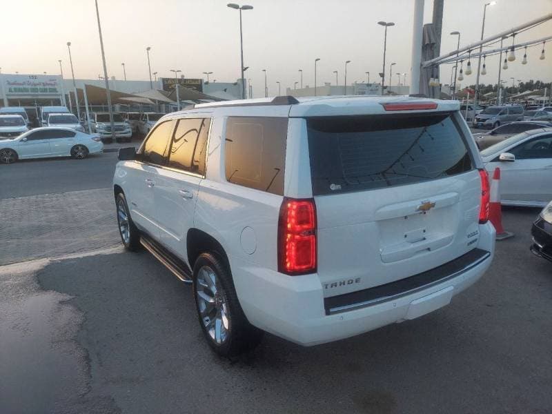 2018 Chevrolet Tahoe LTZ thumbnail 5