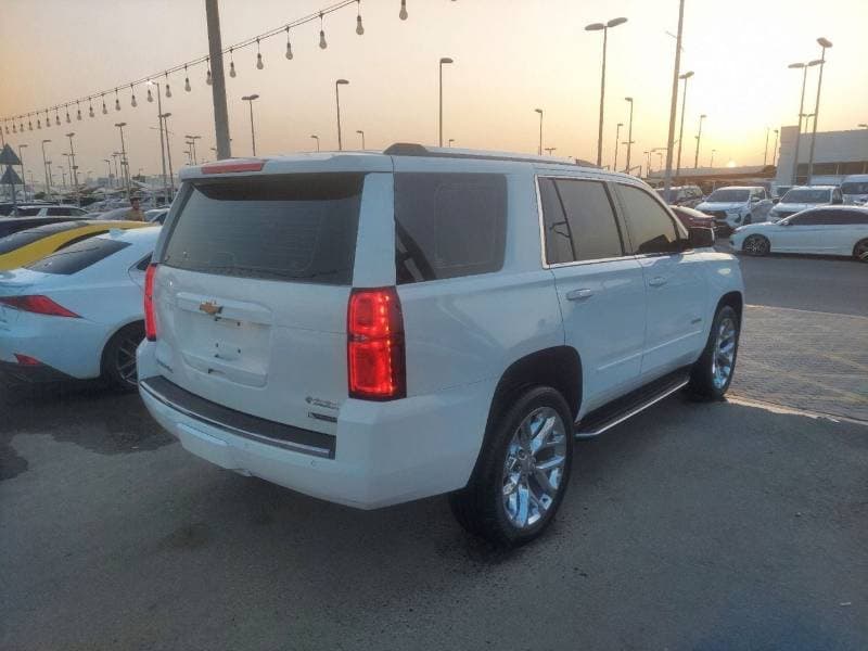 2018 Chevrolet Tahoe LTZ thumbnail 6