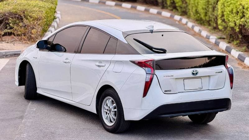 2017 Toyota Prius ECO thumbnail 3