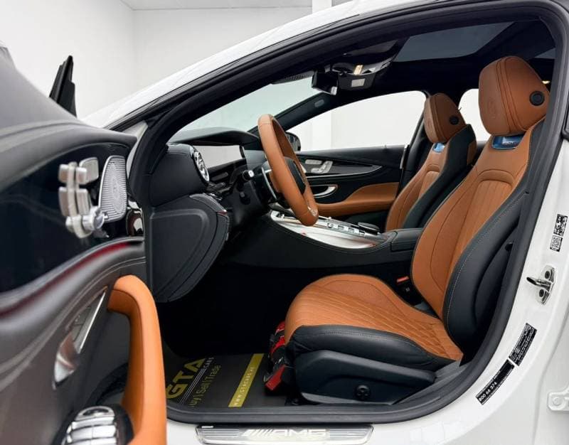 2024 Mercedes Benz AMG GT 43 thumbnail 8
