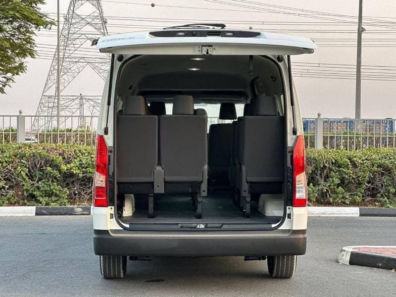 2026 Toyota Hiace GL thumbnail 4