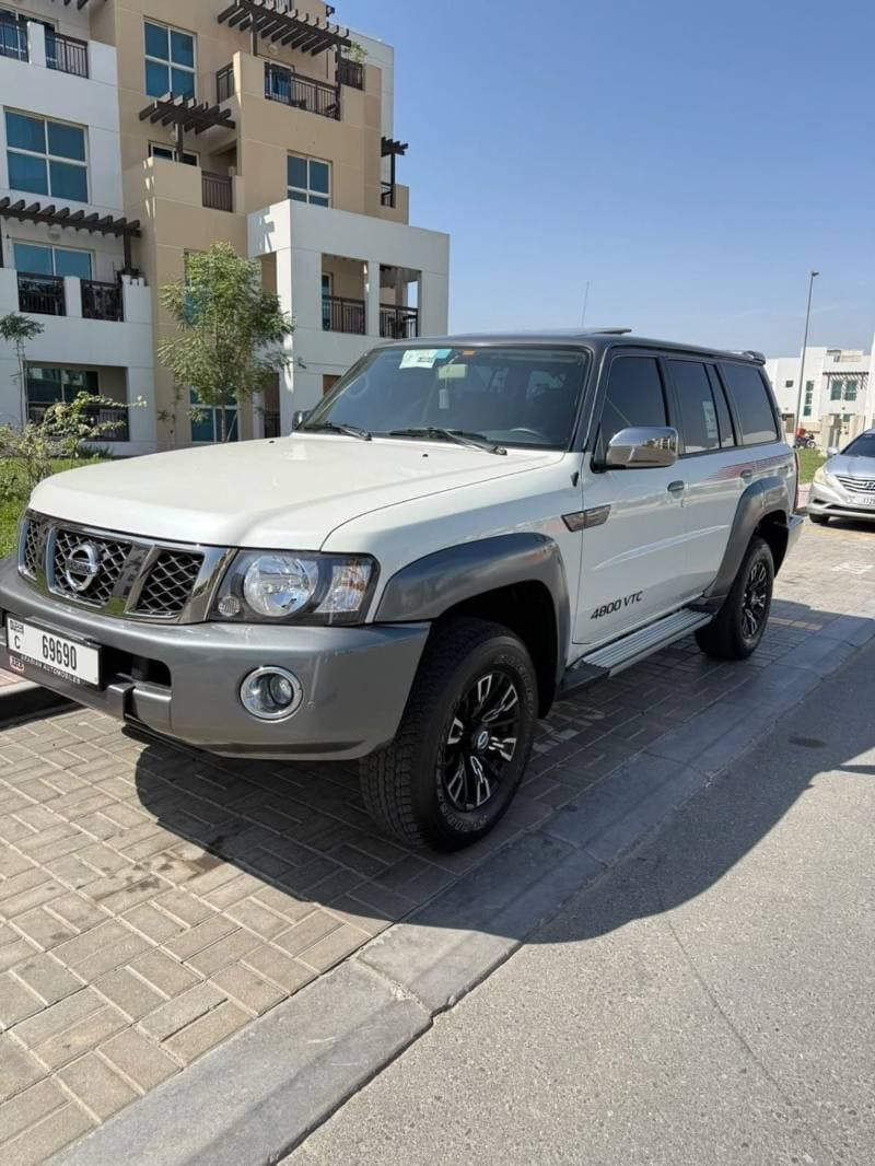 2024 Nissan Patrol SUPER SAFARI thumbnail 5