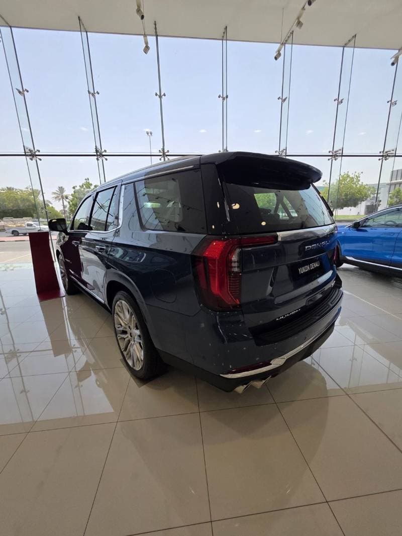 2025 GMC Yukon DENALI