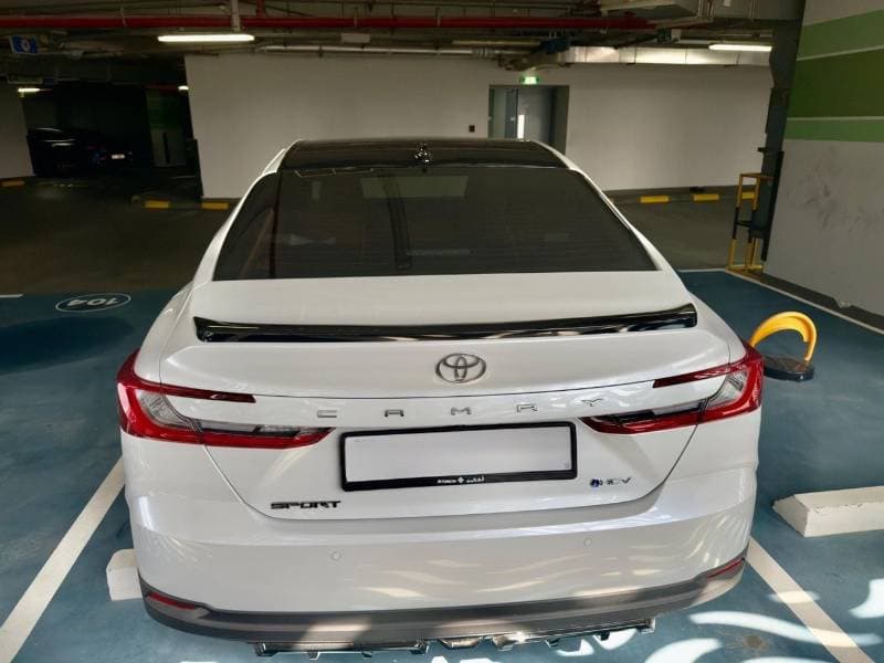 2026 Toyota Camry SPORT HEV thumbnail 3