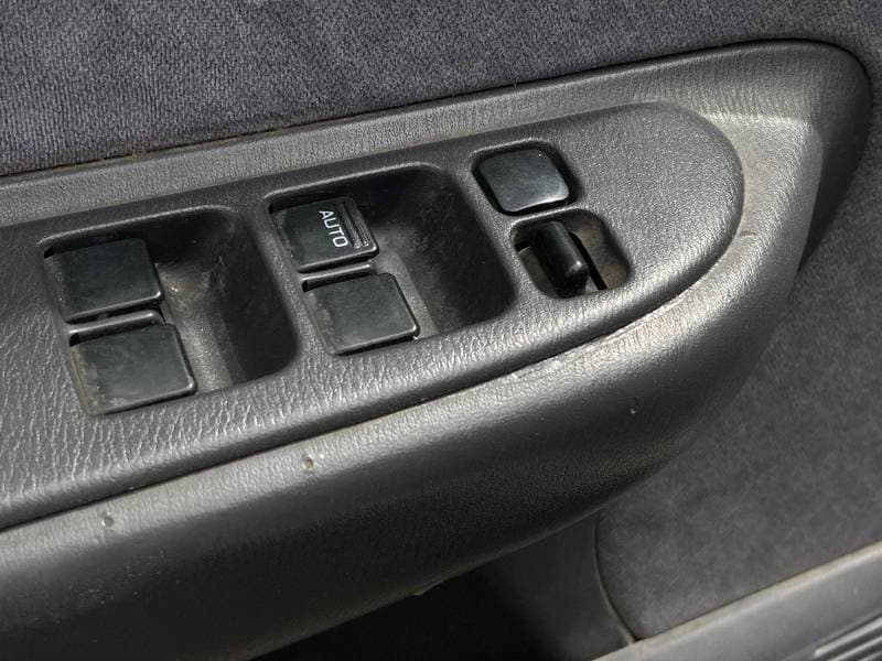 1999 Nissan Sunny STANDARD thumbnail 5