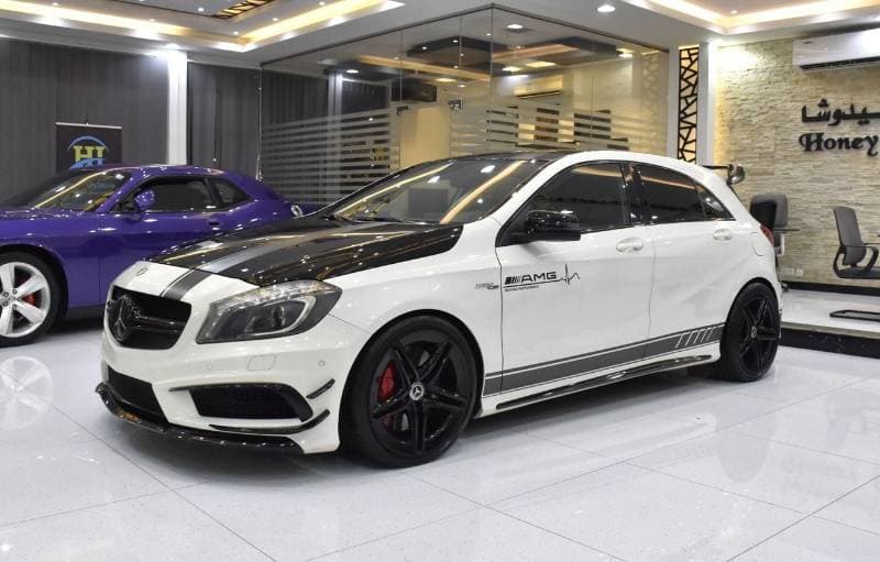 2014 Mercedes Benz A45 AMG thumbnail 3