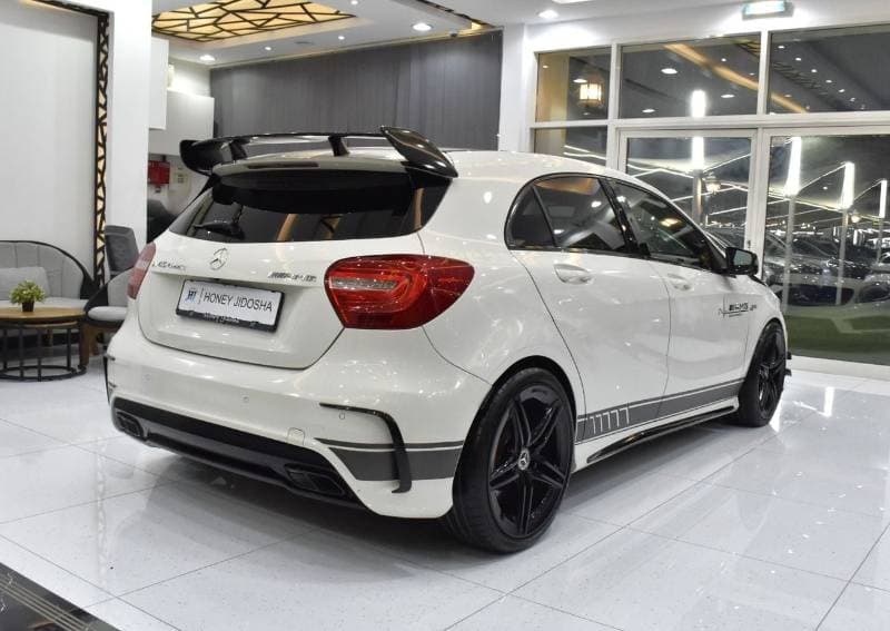 2014 Mercedes Benz A45 AMG thumbnail 6