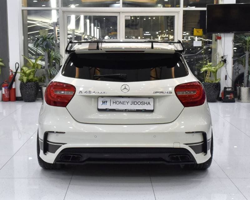 2014 Mercedes Benz A45 AMG thumbnail 5