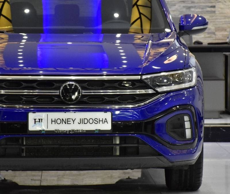 2023 Volkswagen T ROC R LINE thumbnail 4