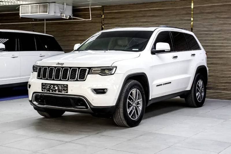 2018 Jeep Grand Cherokee LIMITED thumbnail 3
