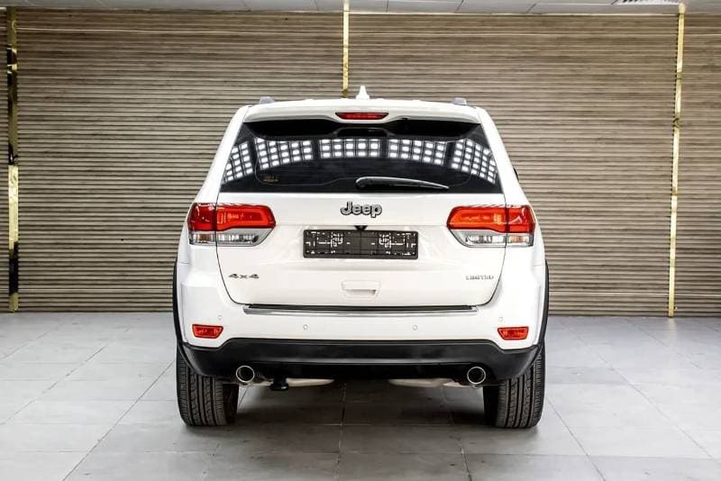 2018 Jeep Grand Cherokee LIMITED thumbnail 8