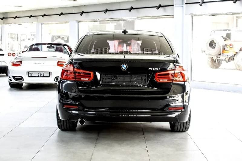 2018 BMW 318i STANDARD thumbnail 8