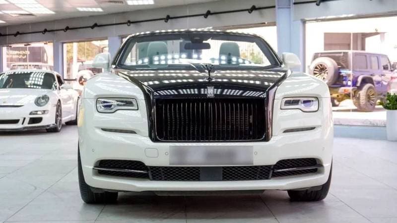2017 Rolls Royce Dawn thumbnail 2