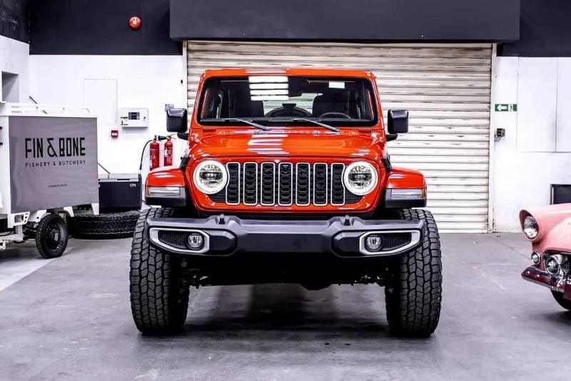 2024 Jeep Wrangler SAHARA