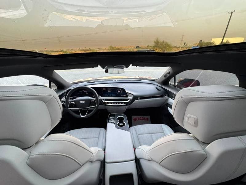 2024 Cadillac Lyriq LAUNCH EDITION thumbnail 5