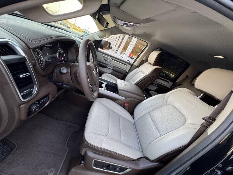 2025 RAM Laramie V6 3.0L thumbnail 5