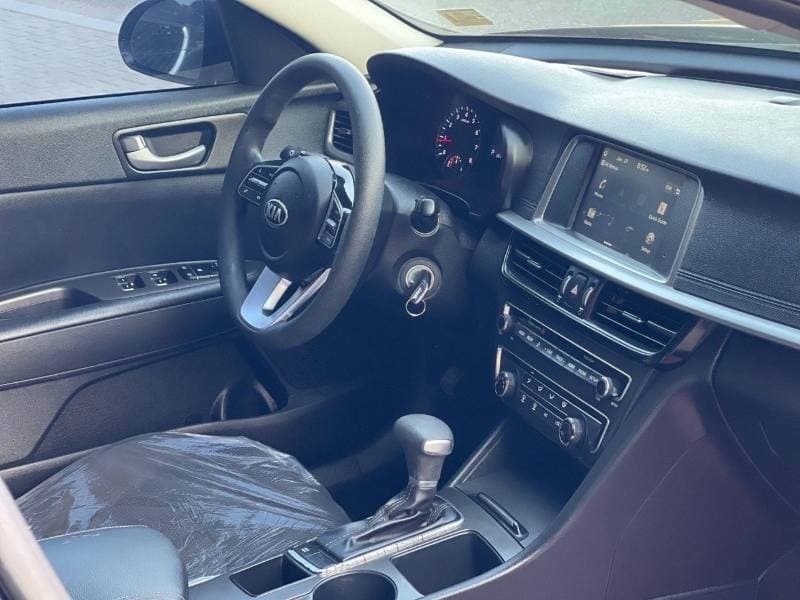 2019 Kia Optima LX thumbnail 8