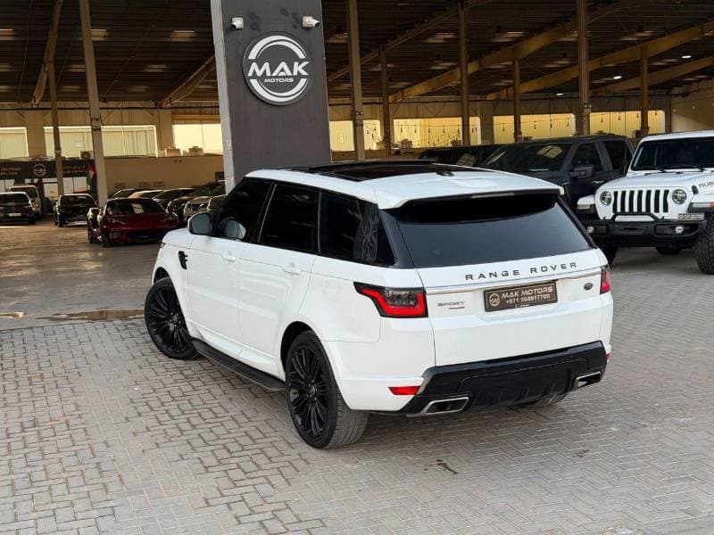 2014 Land Rover Range Rover Sport SVR thumbnail 4