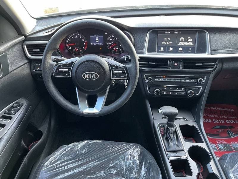2019 Kia Optima LX thumbnail 7
