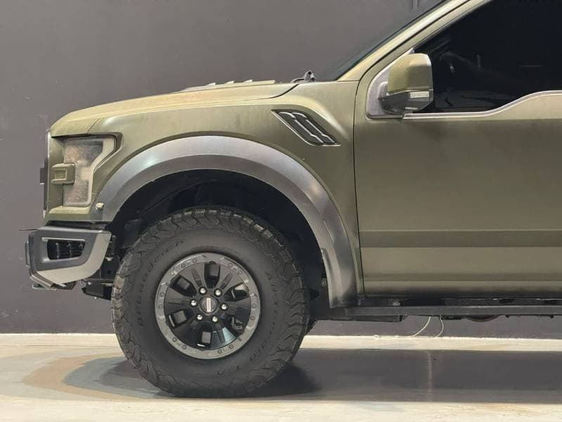 2018 Ford F 150 RAPTOR SUPER CAB thumbnail 5