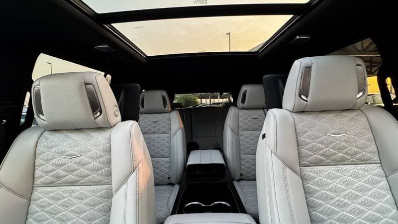 2026 Cadillac Escalade V SERIES thumbnail 6
