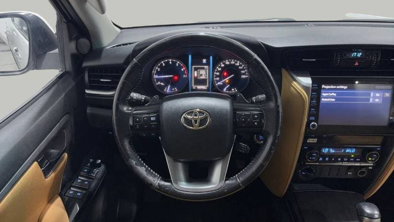 2024 Toyota Fortuner GXR thumbnail 8
