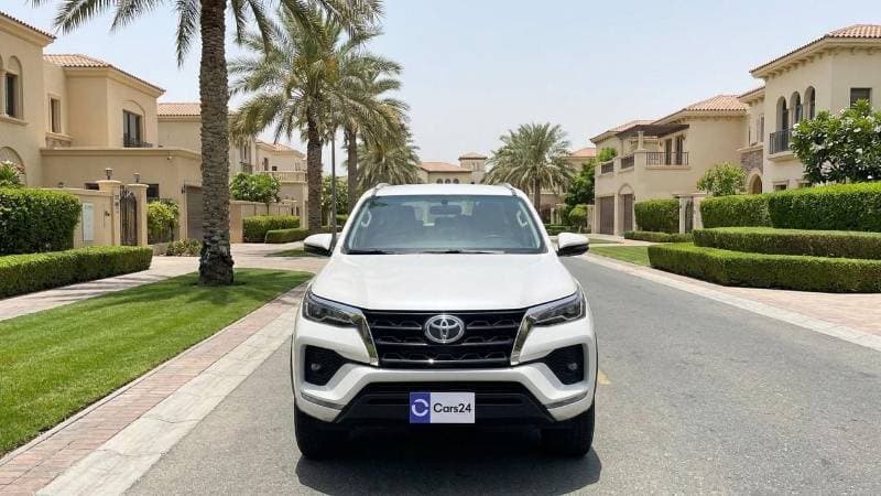 2024 Toyota Fortuner GXR thumbnail 6