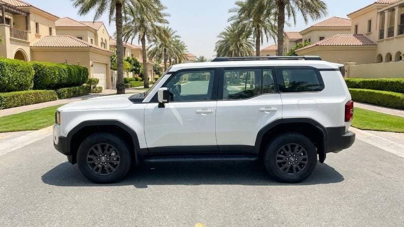 2025 Toyota Prado GXL thumbnail 5