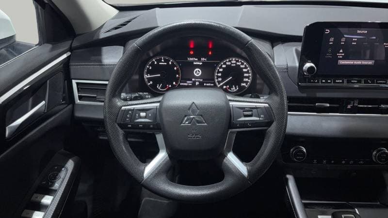 2023 Mitsubishi Outlander GLX MIDLINE thumbnail 8