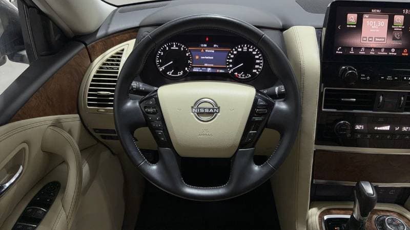 2023 Nissan Patrol SE T2 thumbnail 8