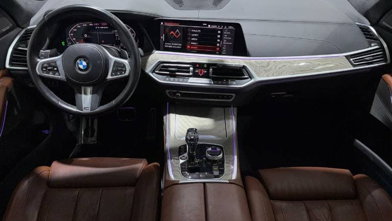 2022 BMW X7 M50i thumbnail 7