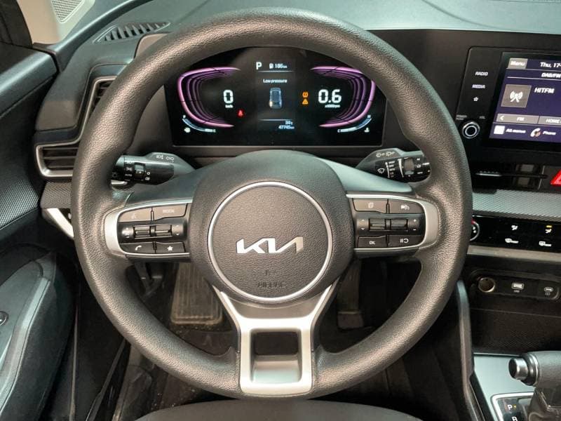 2025 Kia Sportage LX thumbnail 8