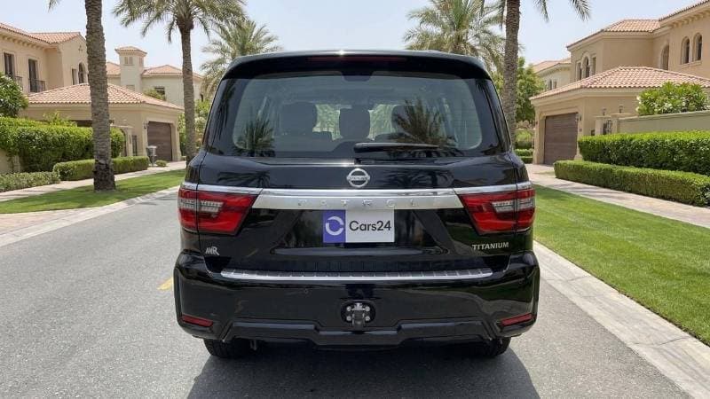 2024 Nissan Patrol SE TITANIUM thumbnail 4