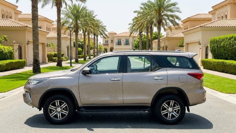 2024 Toyota Fortuner EXR thumbnail 5