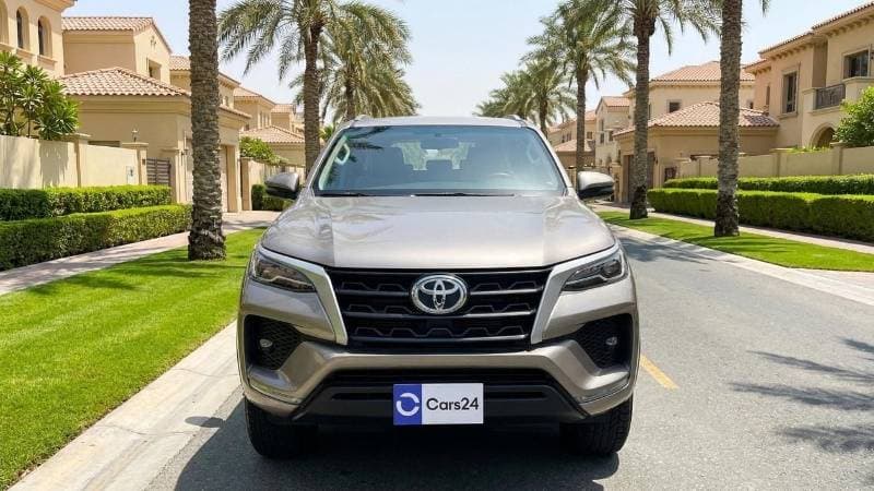 2024 Toyota Fortuner EXR thumbnail 6