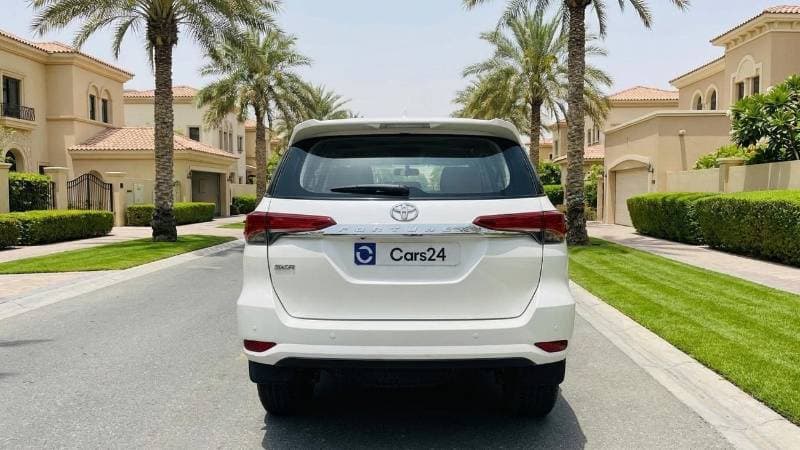 2024 Toyota Fortuner EXR thumbnail 4