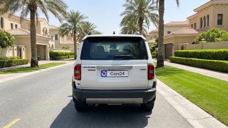 2026 Toyota Prado GXL thumbnail 4