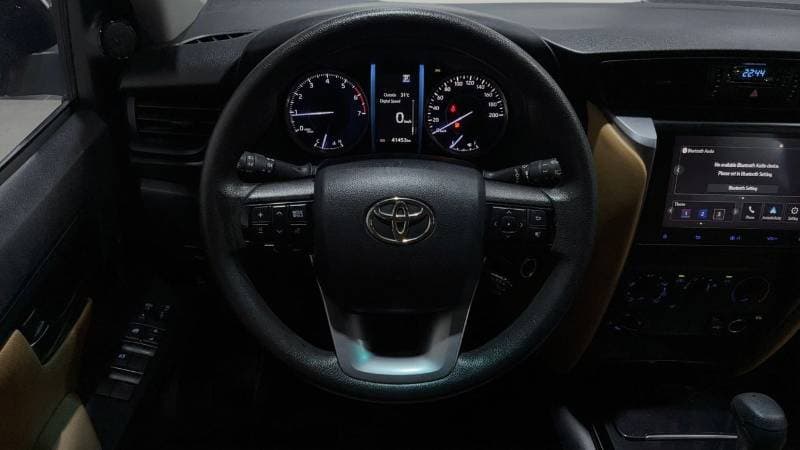 2024 Toyota Fortuner EXR thumbnail 8