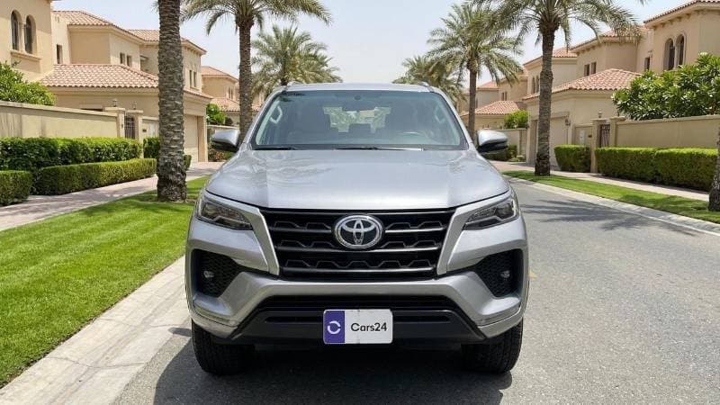 2024 Toyota Fortuner EXR thumbnail 6