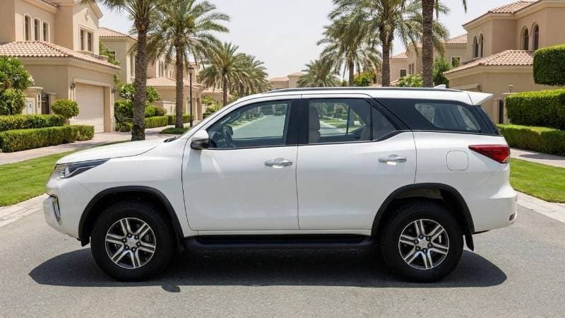 2022 Toyota Fortuner EXR thumbnail 5