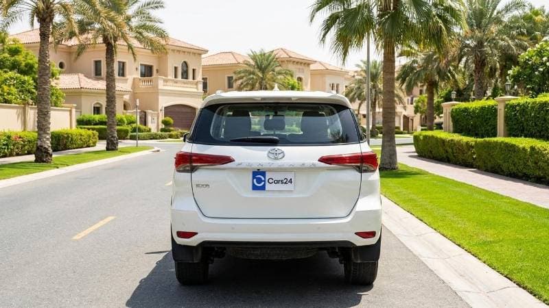 2023 Toyota Fortuner EXR thumbnail 4