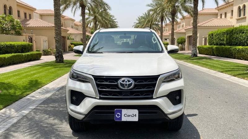 2022 Toyota Fortuner EXR thumbnail 6