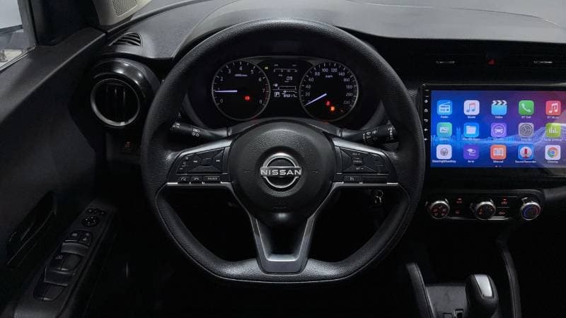 2024 Nissan Kicks S thumbnail 8