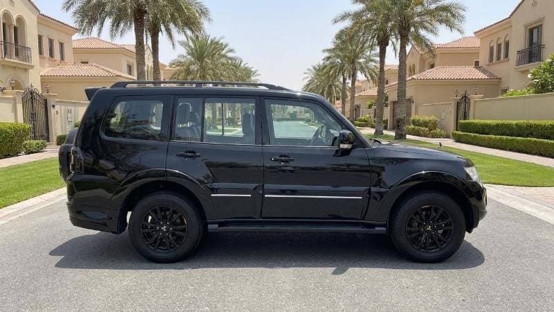 2020 Mitsubishi Pajero GLS H/L SIGNATURE EDI thumbnail 3