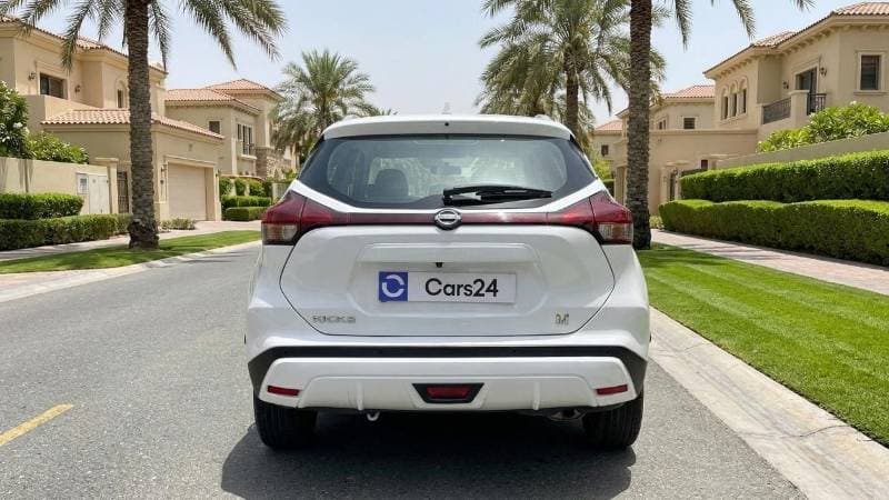 2024 Nissan Kicks S thumbnail 4